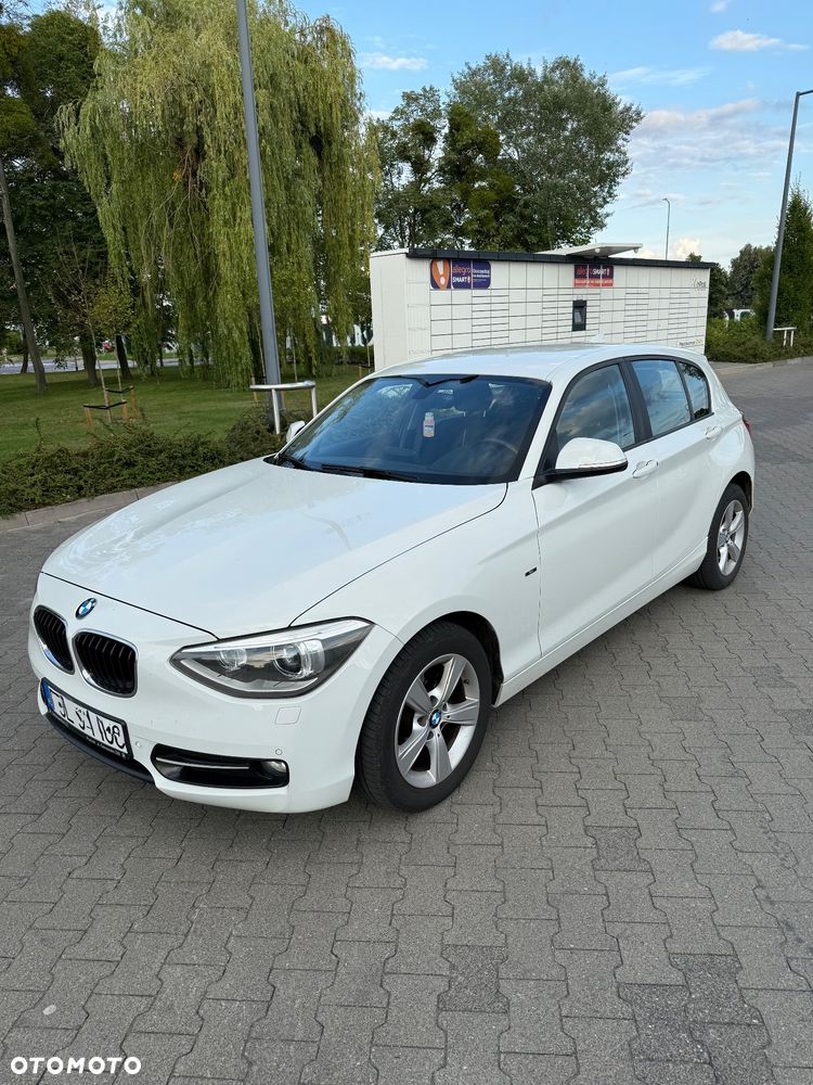 BMW Seria 1 116d Sport Line - 5