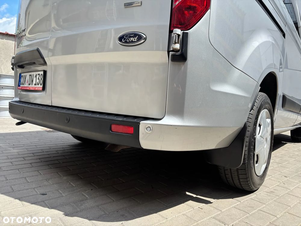 Ford Transit Custom - 13