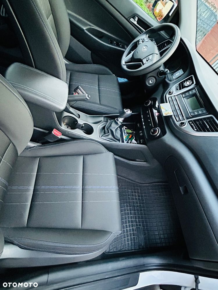 Hyundai Tucson 1.6 GDI BlueDrive Classic 2WD - 6