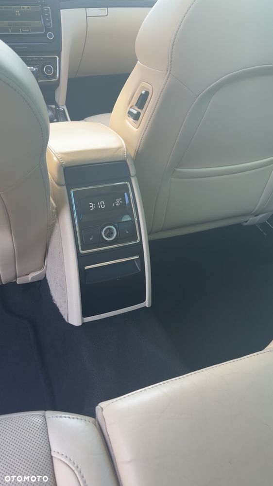 Skoda Superb 2.0 TDI 4x4 Platinum Outdoor DSG - 14