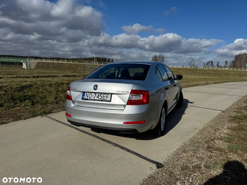 Skoda Octavia 1.0 TSI Joy - 4