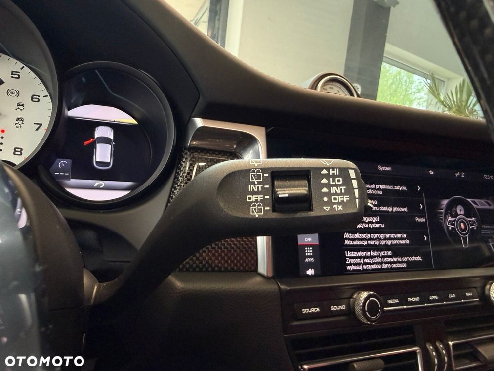 Porsche Macan - 34