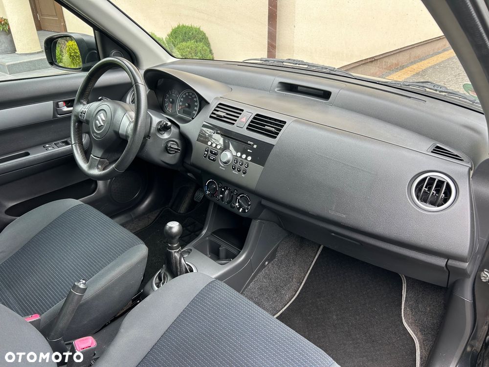 Suzuki Swift 1.3 Comfort - 20