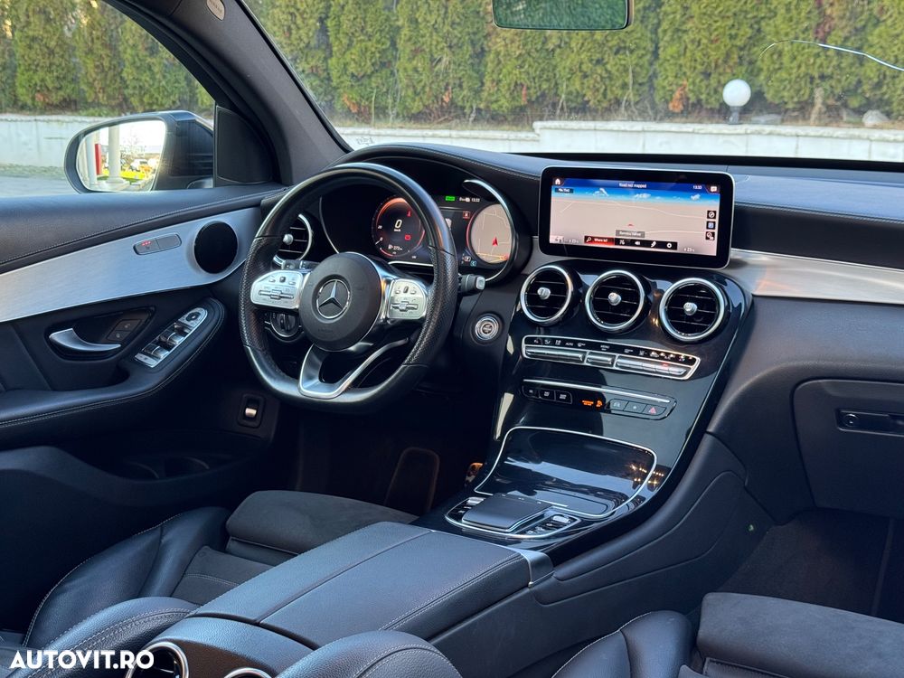 Mercedes-Benz GLC Coupe 300 de 4Matic 9G-TRONIC AMG Line Plus - 32