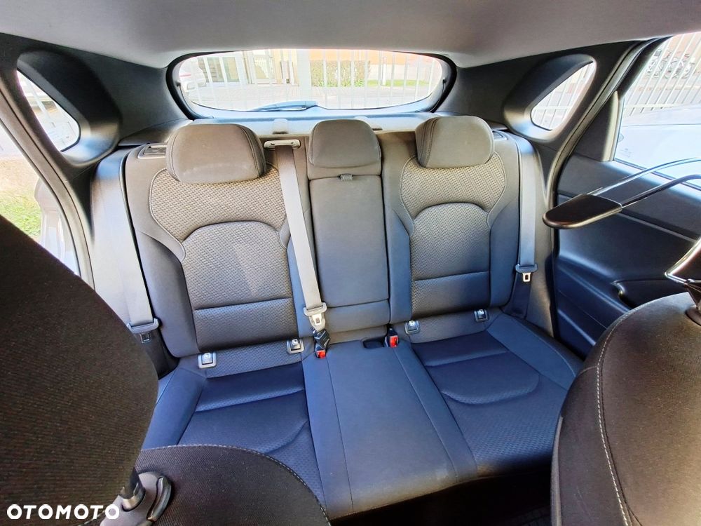 Hyundai i30 - 11