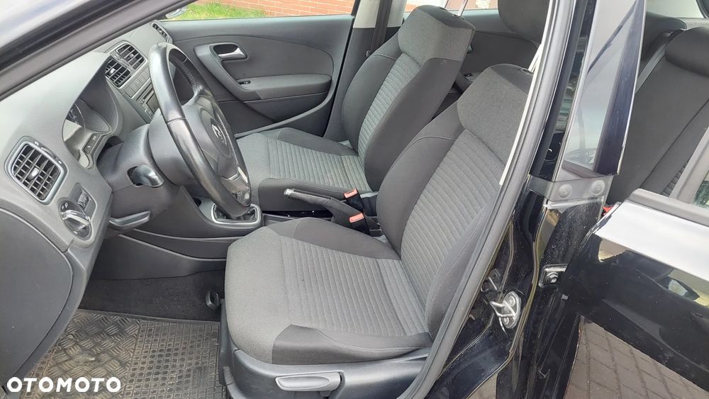 Volkswagen Polo 1.4 16V Highline - 12