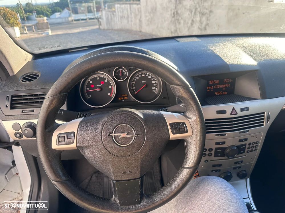 Opel Astra 1.3 CDTI Enjoy - 3