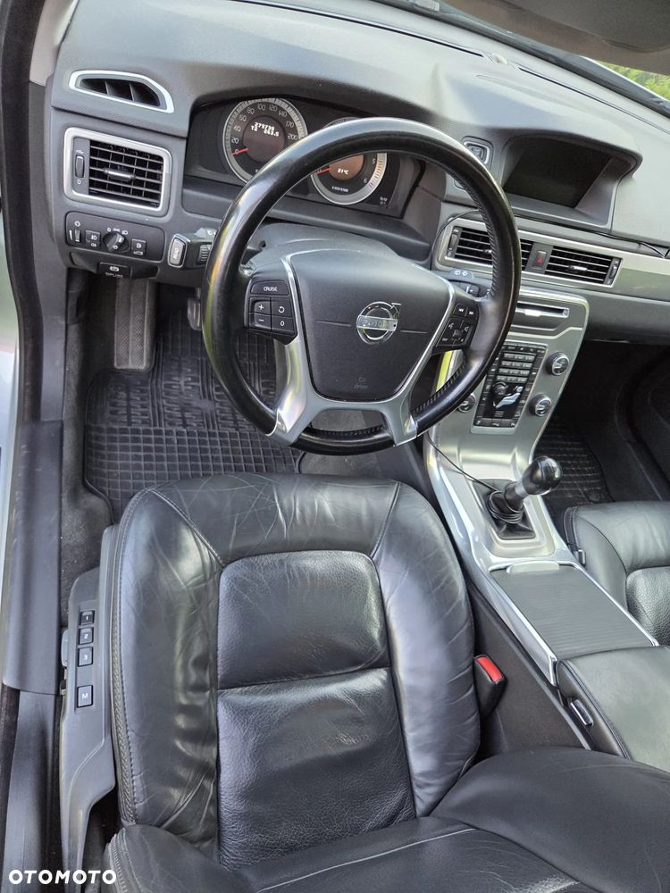 Volvo XC 70 D5 AWD Summum - 9