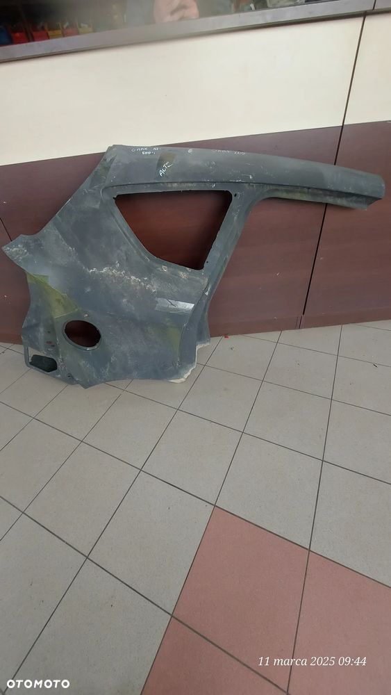 Ford C-MAX 10- poszycie błotnika tył prawe orginał - 1