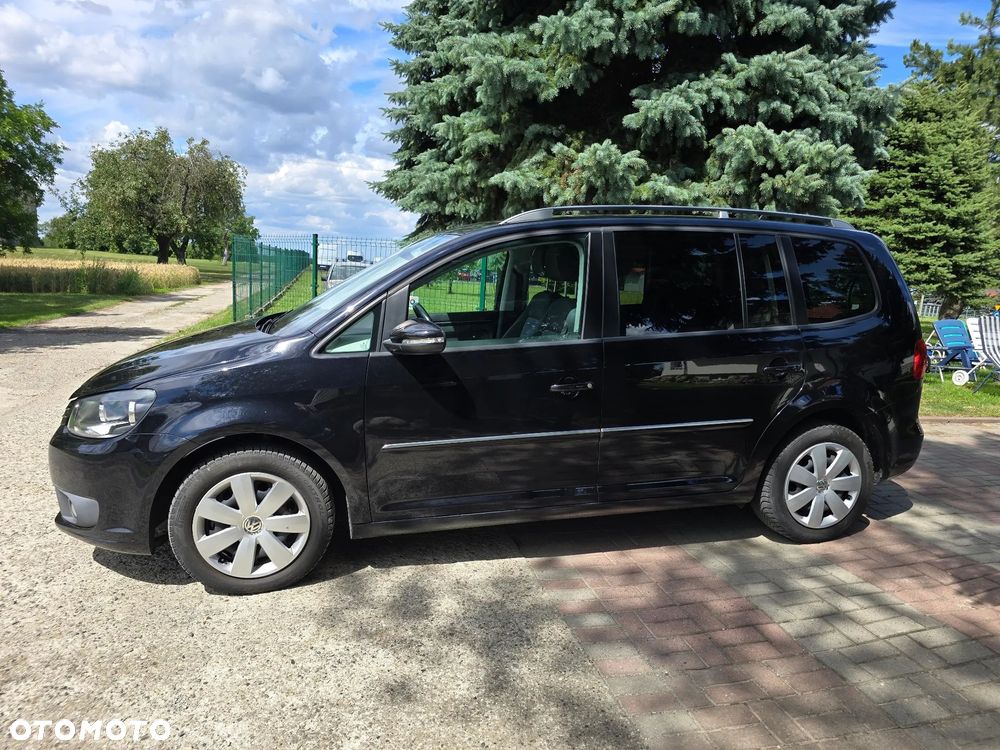 Volkswagen Touran - 18