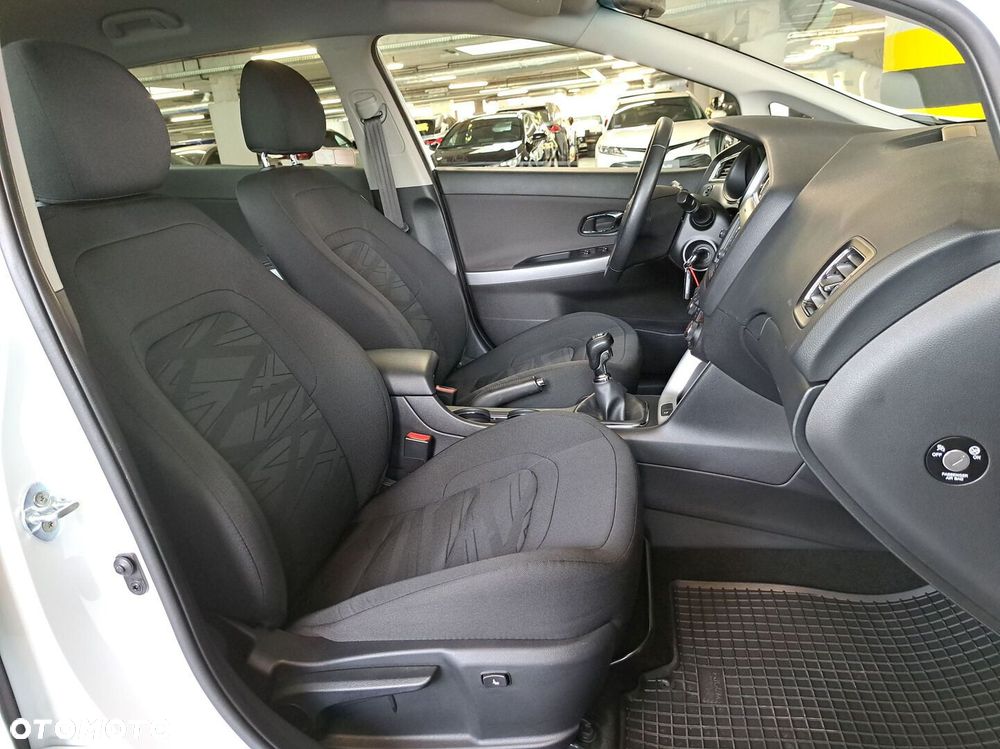 Kia Ceed - 15
