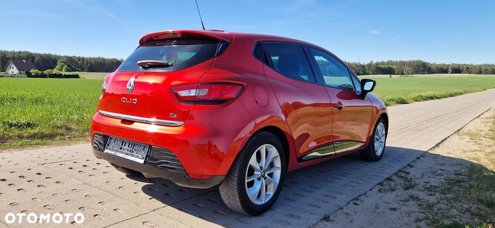 Renault Clio TCe 90 Limited - 12