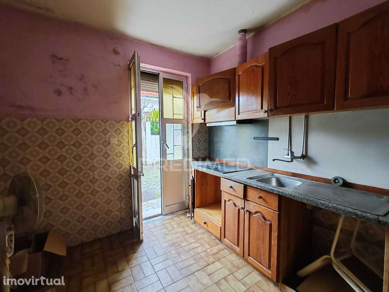 Moradia  para Restauro com Elevado Potencial de Investimento – Oliv... - Grande imagem: 2/13