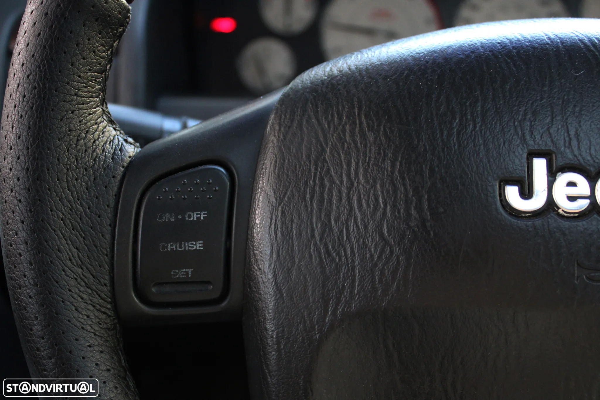 Jeep Grand Cherokee 2.7 CRD Overland - 31