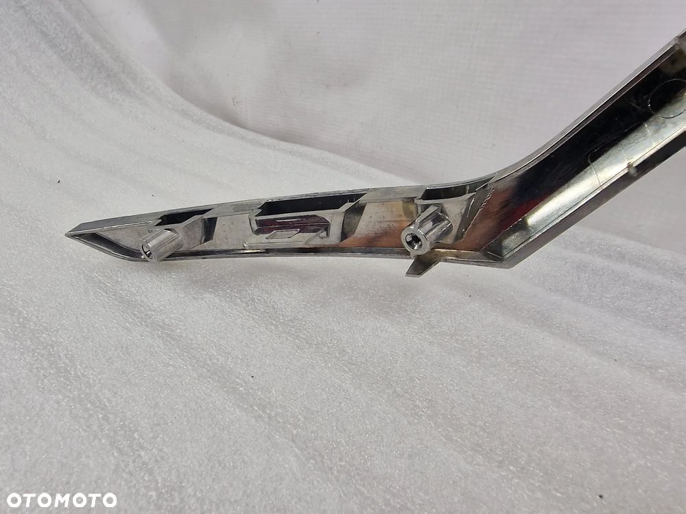 RENAULT TRAFIC 3 III LIFT IV 21- CHROM ATRAPY / GRILLA PRZEDNIEGO PRZÓD , NR 620849333R , NR AUKCJI GL649 - 16