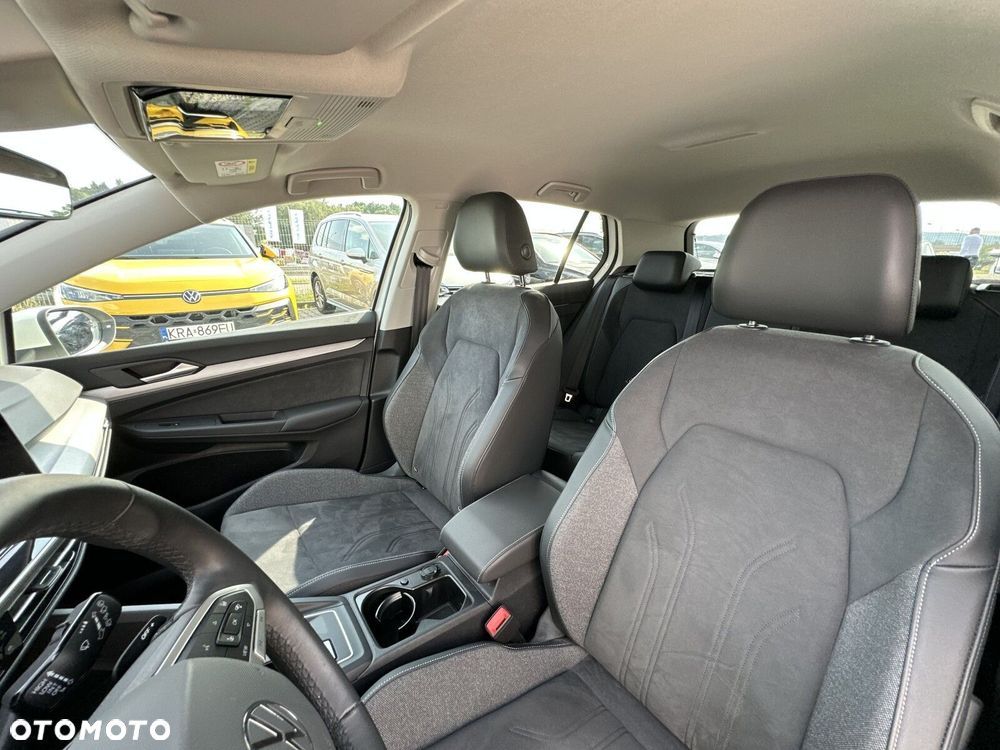 Volkswagen Golf - 12