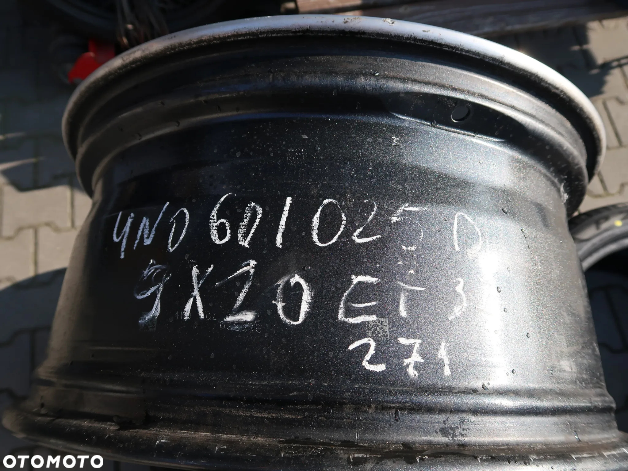 271 Felga Aluminiowa IDEALNA Audi 4N0601025D 9x20et37 - 4
