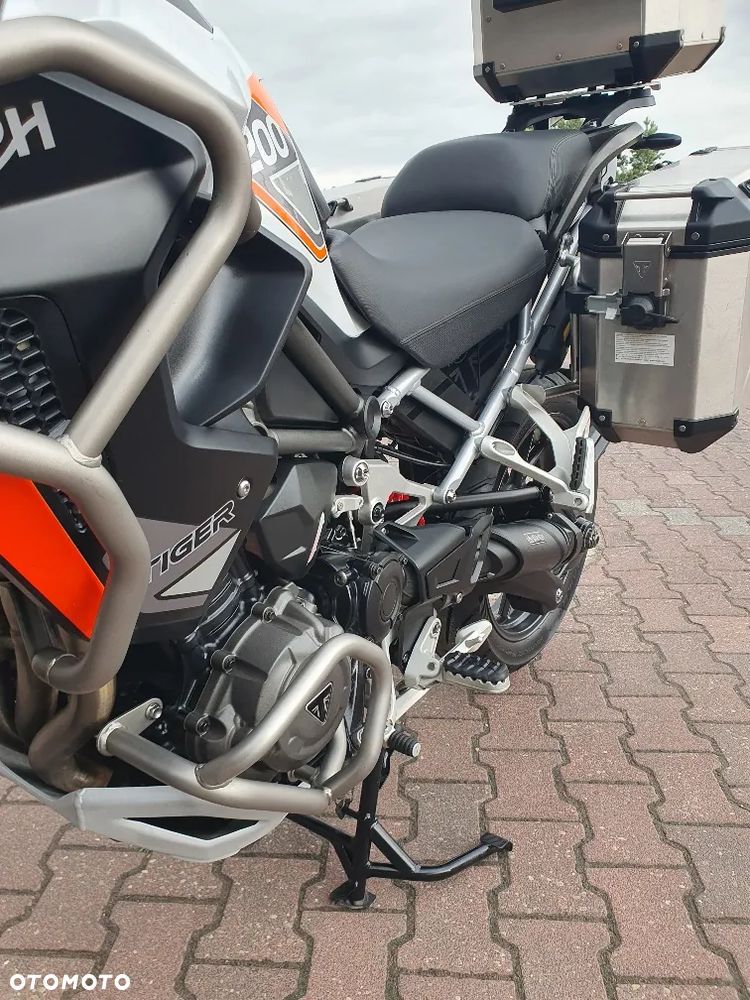 Triumph Tiger - 6