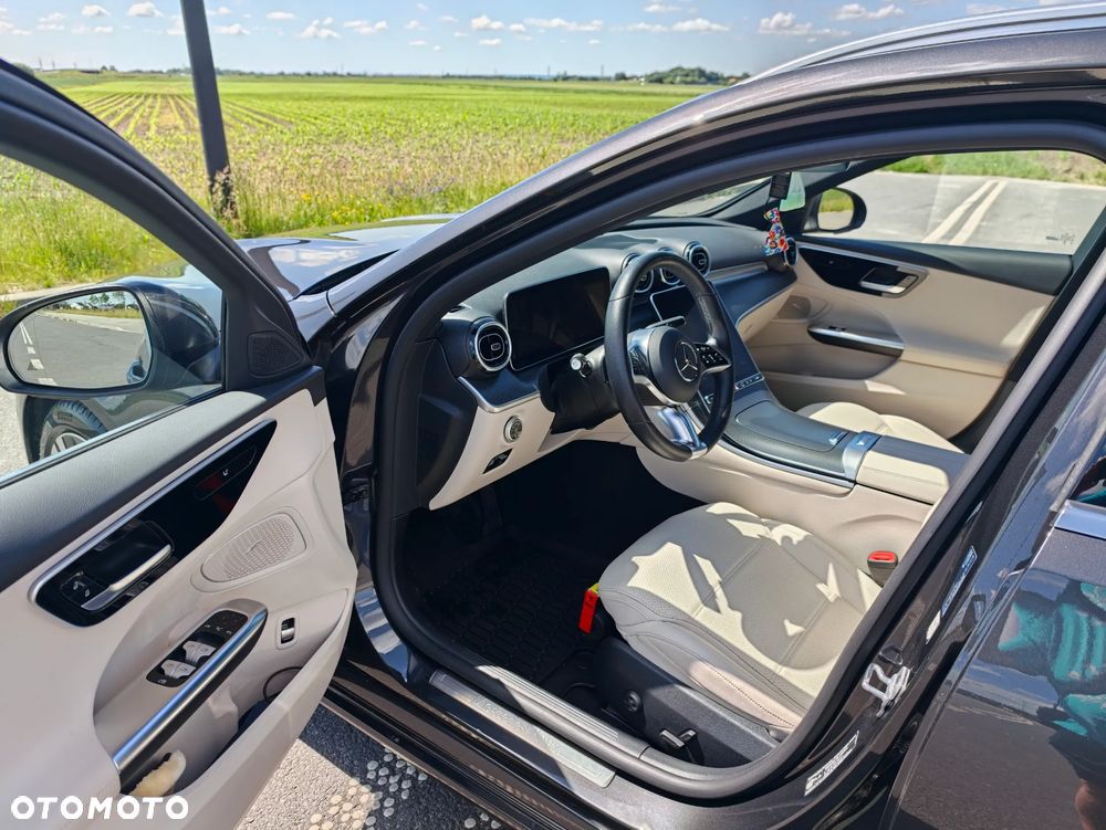 Mercedes-Benz Klasa C 220 d mHEV 4-Matic Avantgarde - 22