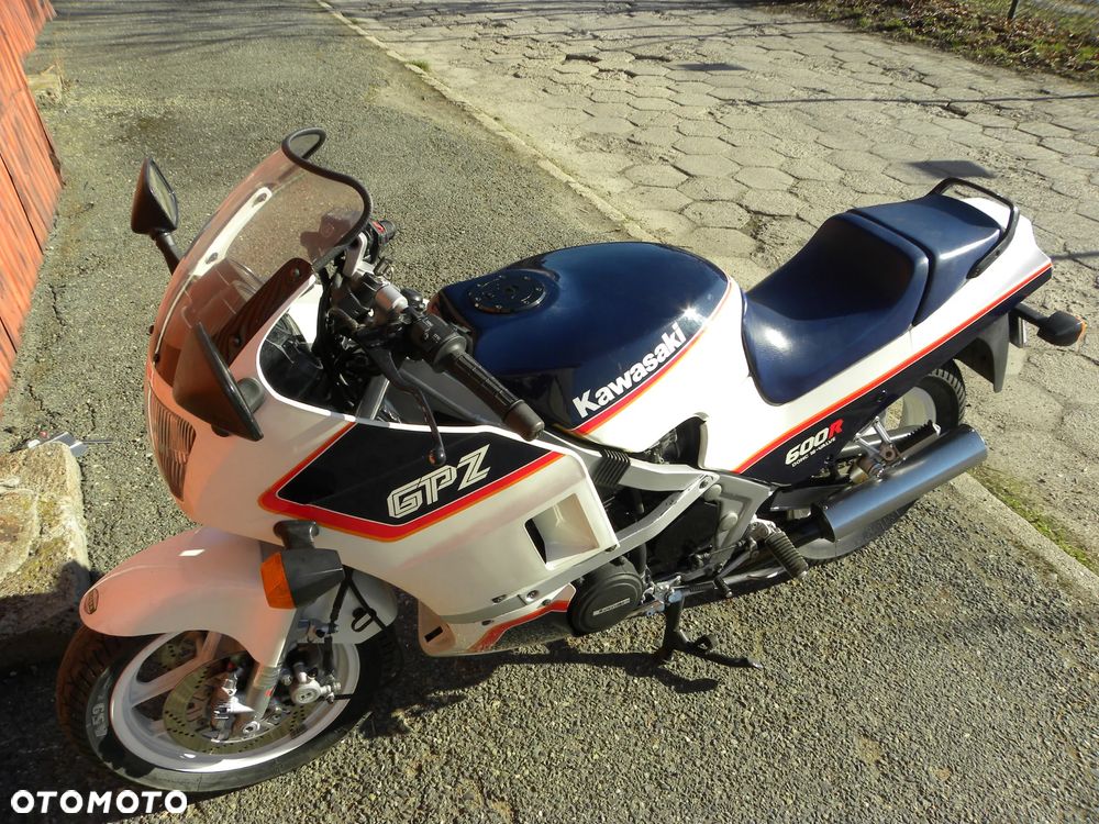 Kawasaki GPZ - 19
