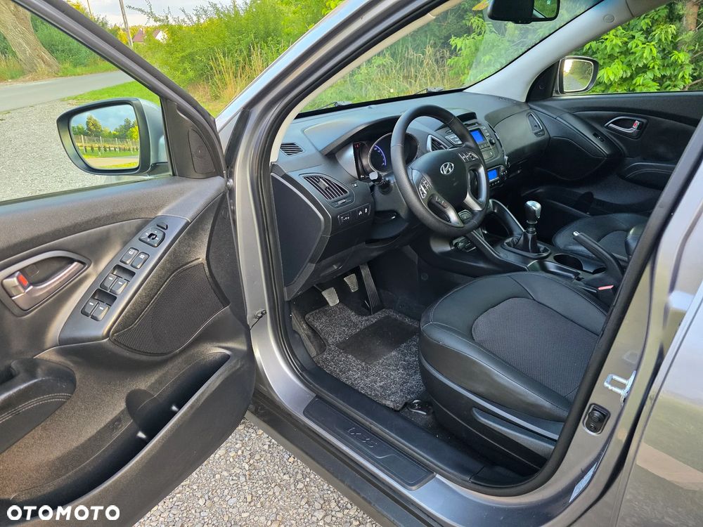 Hyundai ix35 1.7 CRDi Premium 2WD - 18