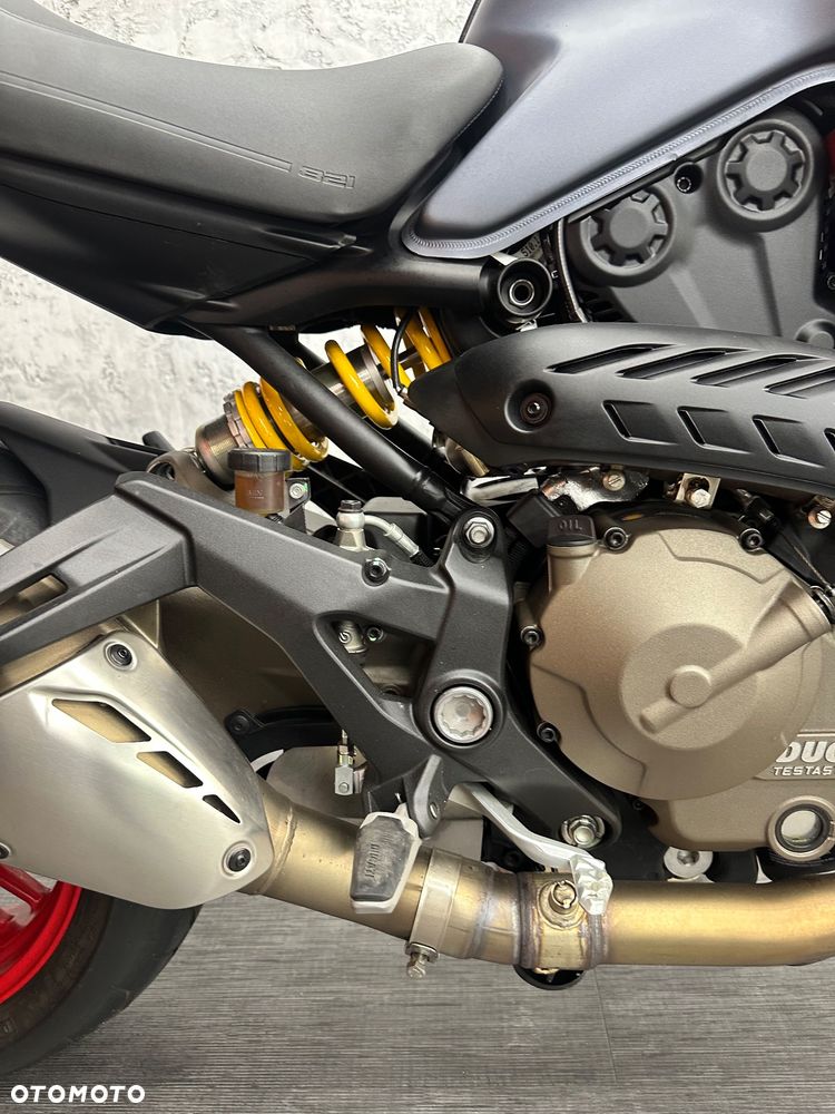 Ducati Monster - 9