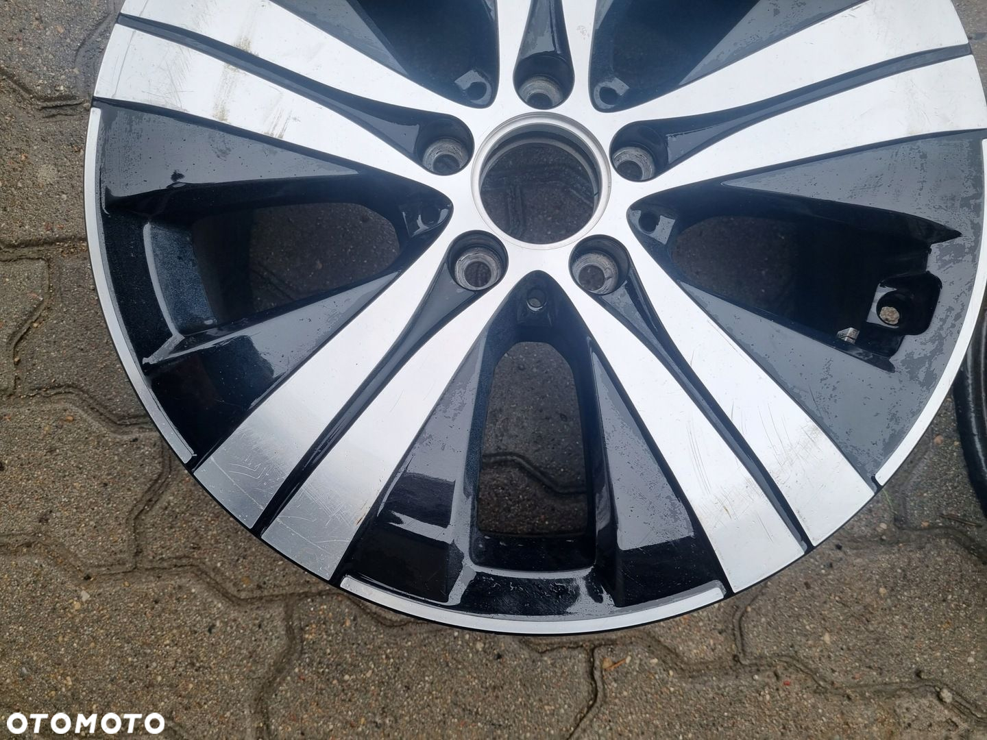 FELGA MERCEDES 5x112 7x17 ET44,5 A2064017100 - 2