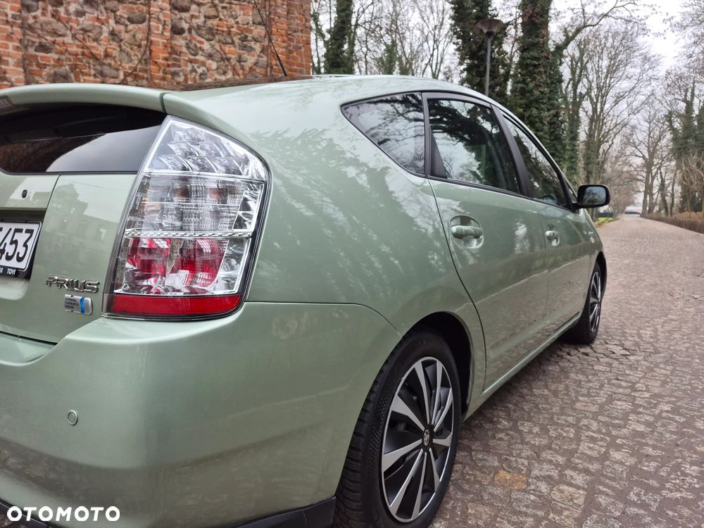 Toyota Prius 1.5 VVT-i Sol - 12