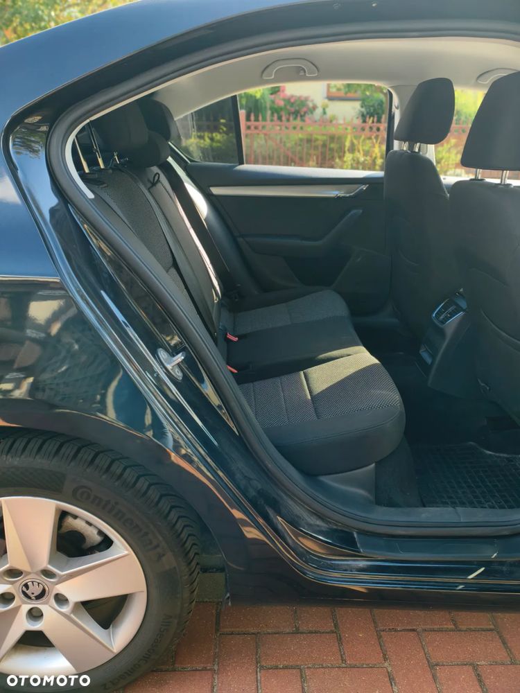 Skoda Octavia 1.4 TSI Ambition - 13