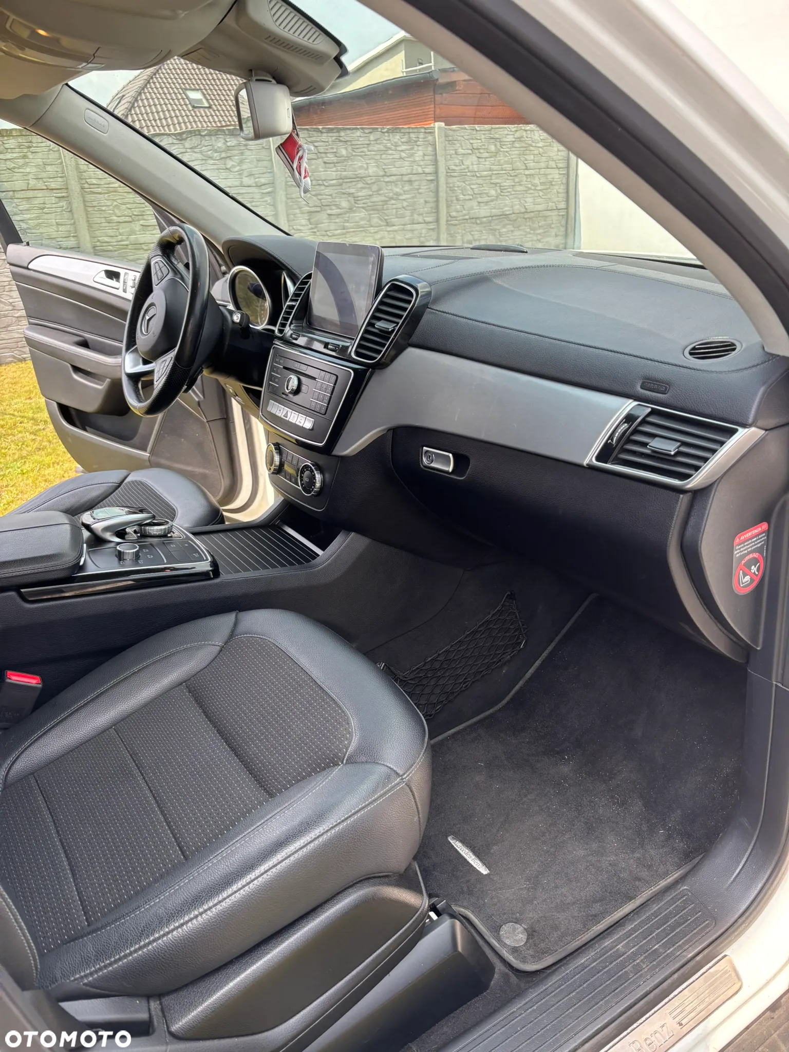 Mercedes-Benz GLE 250 d 4-Matic - 19