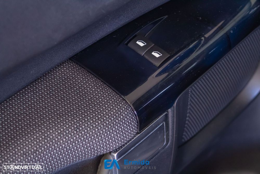 Citroën C4 Cactus 1.2 PureTech Shine - 39