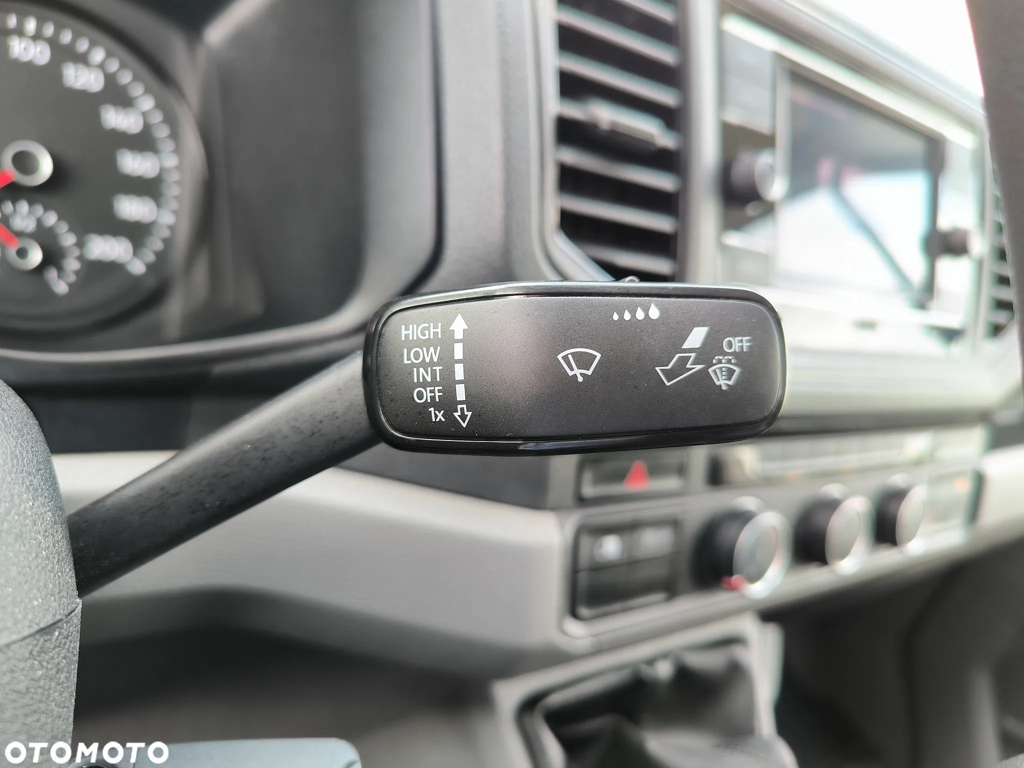 Volkswagen Crafter Furgon L4H3 / 2.0 TDI 140 KM / 4490 mm / Wysoki dach - 17