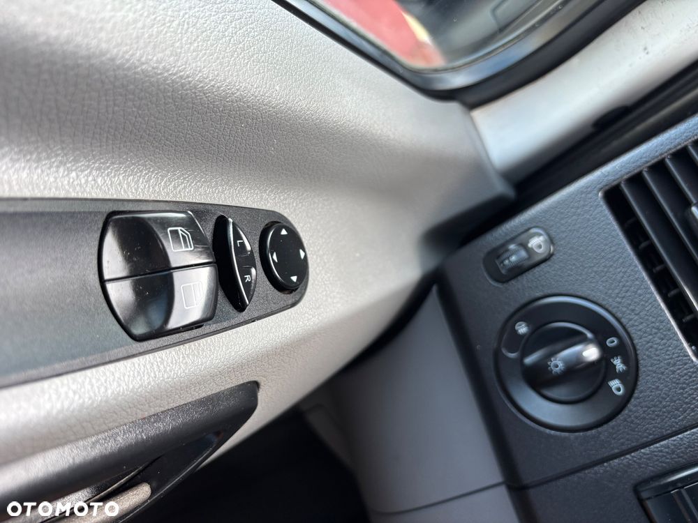 Volkswagen Crafter - 14