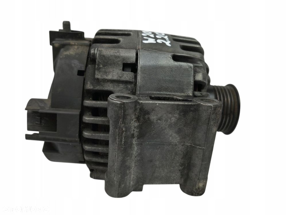 ALTERNATOR Mercedes W204 2.2 CDI A0009060401 TG15C182 150A VALEO - 8