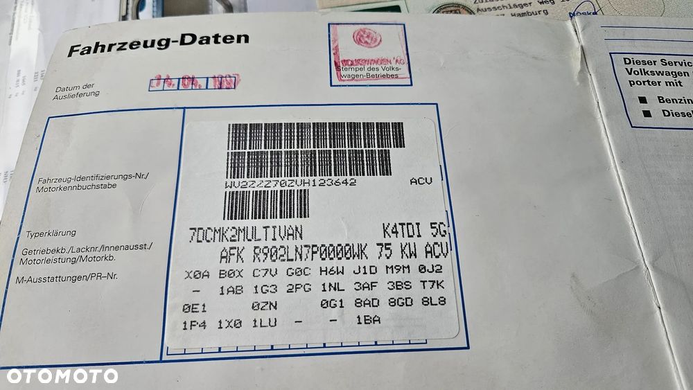 Volkswagen Multivan - 31