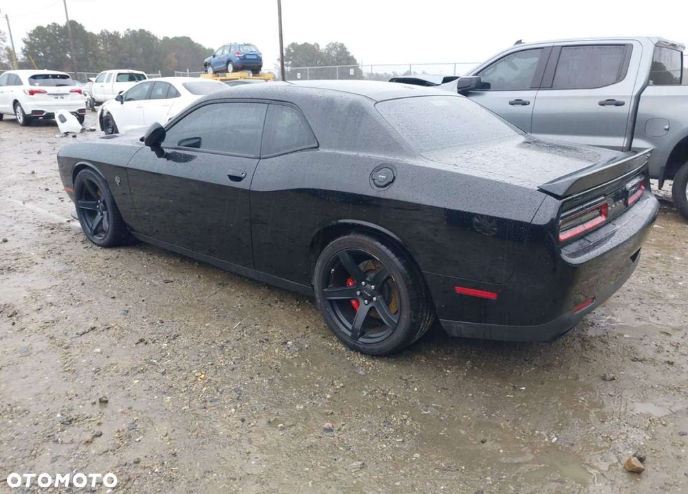 Dodge Challenger - 5