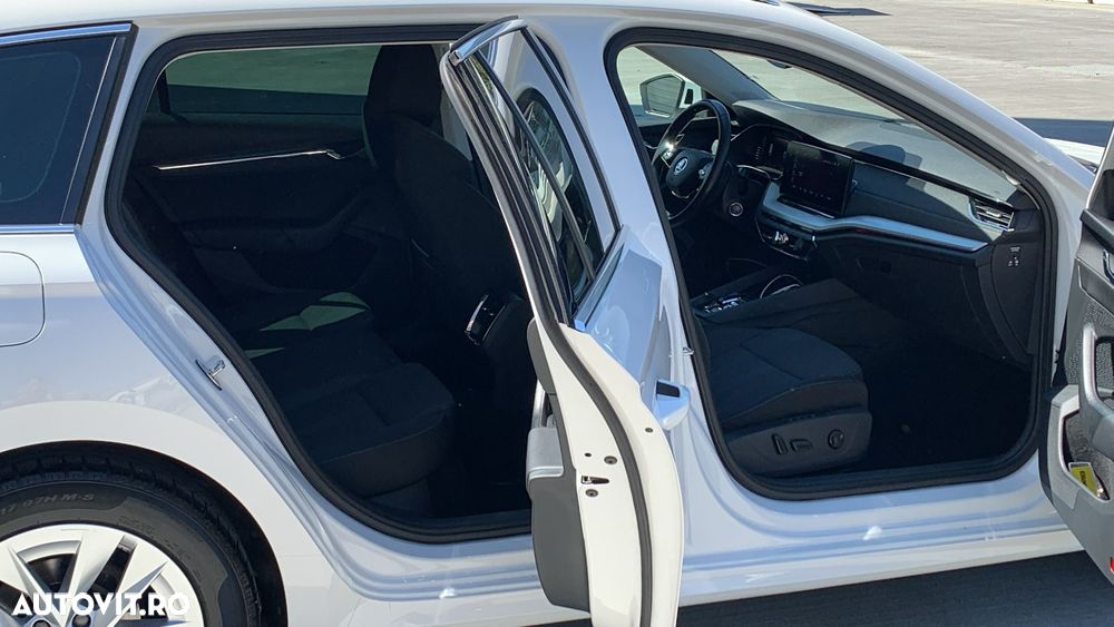 Skoda Octavia 2.0 TDI DSG Style - 14