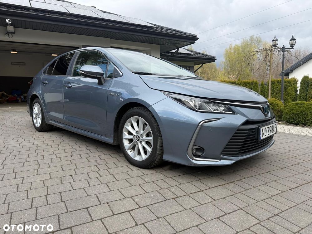 Toyota Corolla - 1