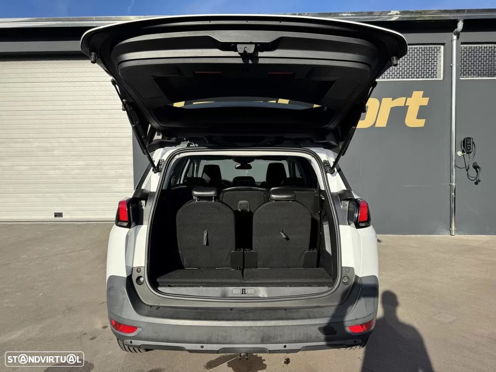 Peugeot 5008 1.2 PureTech Allure - 18