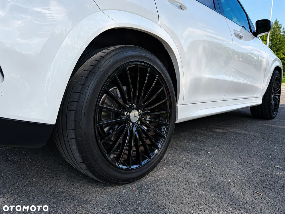 Mercedes-Benz GLE - 11