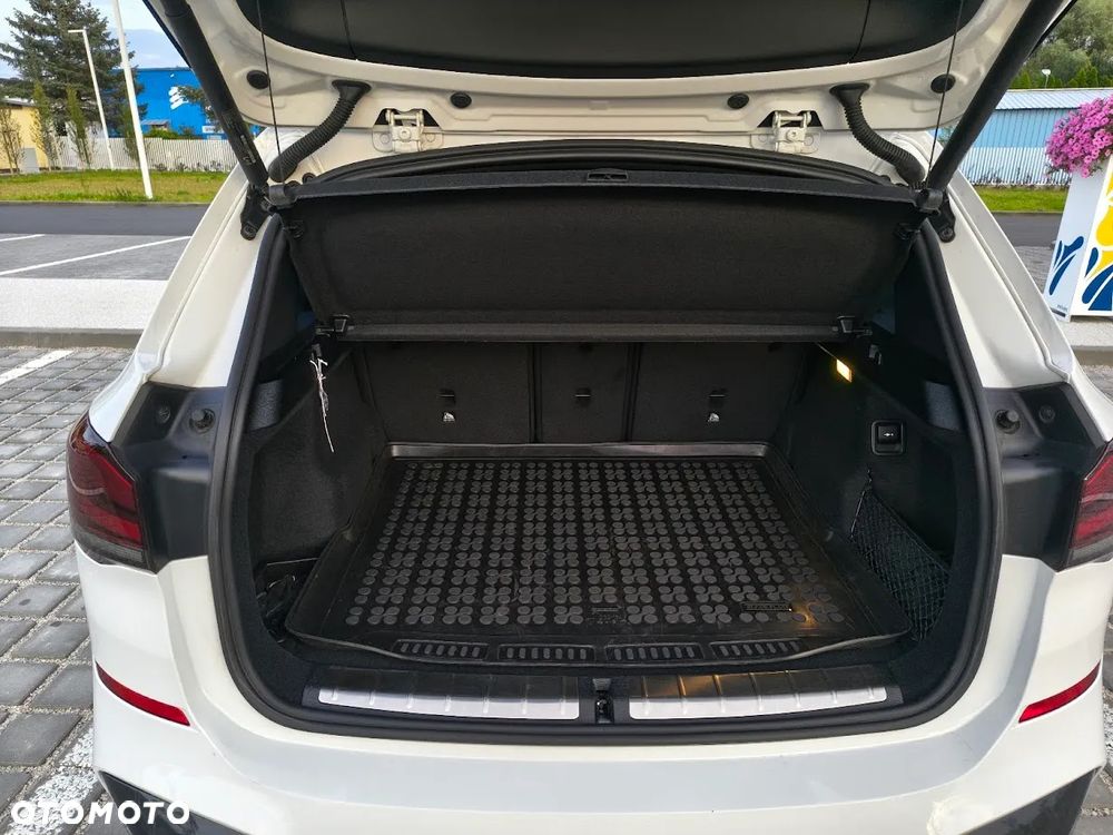 BMW X1 sDrive18d M Sport - 10