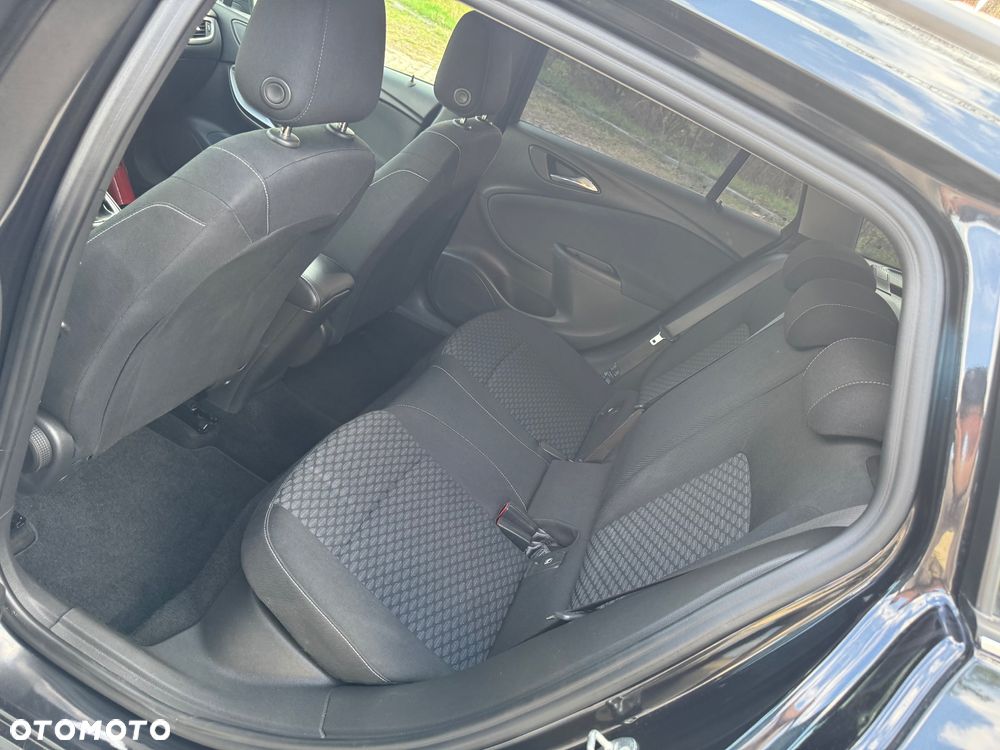 Opel Astra 1.6 CDTI Active - 21