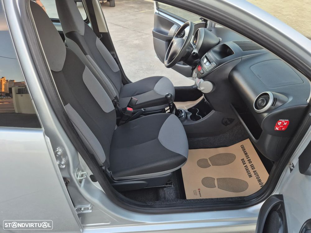 Peugeot 107 1.0 Trendy - 7