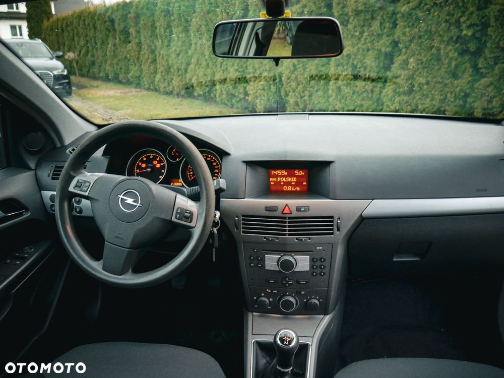 Opel Astra 1.6 - 10