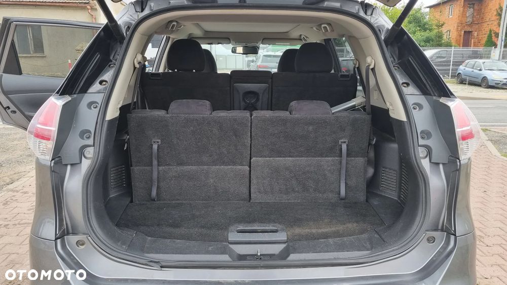 Nissan X-Trail 1.6 DCi N-Connecta 2WD 7os - 24