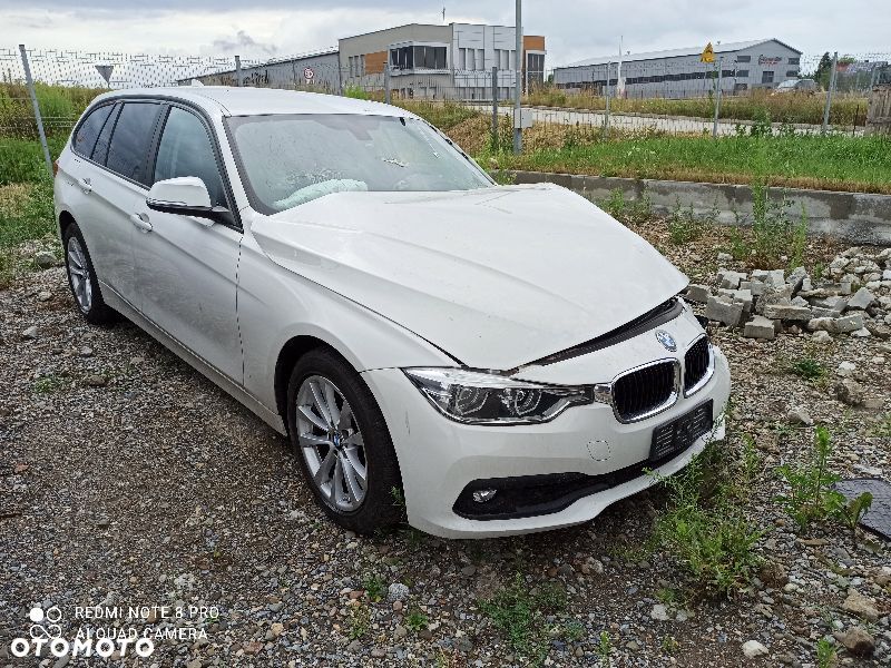 BMW Seria 3 320d xDrive - 2