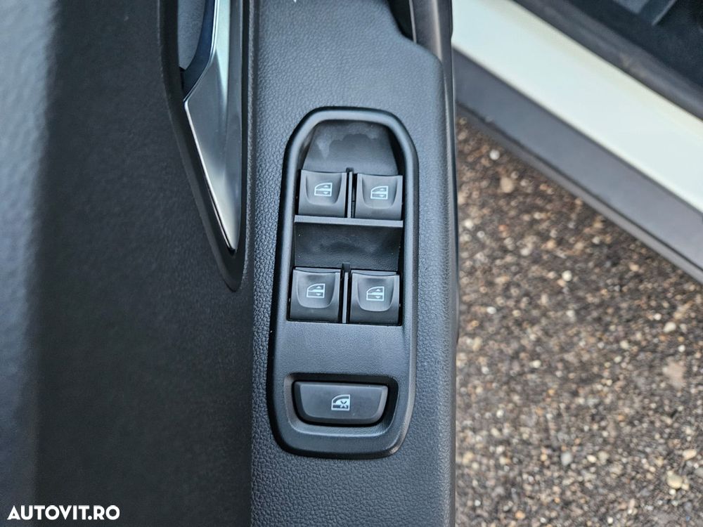 Dacia Duster Blue dCi 115 4WD Comfort - 11