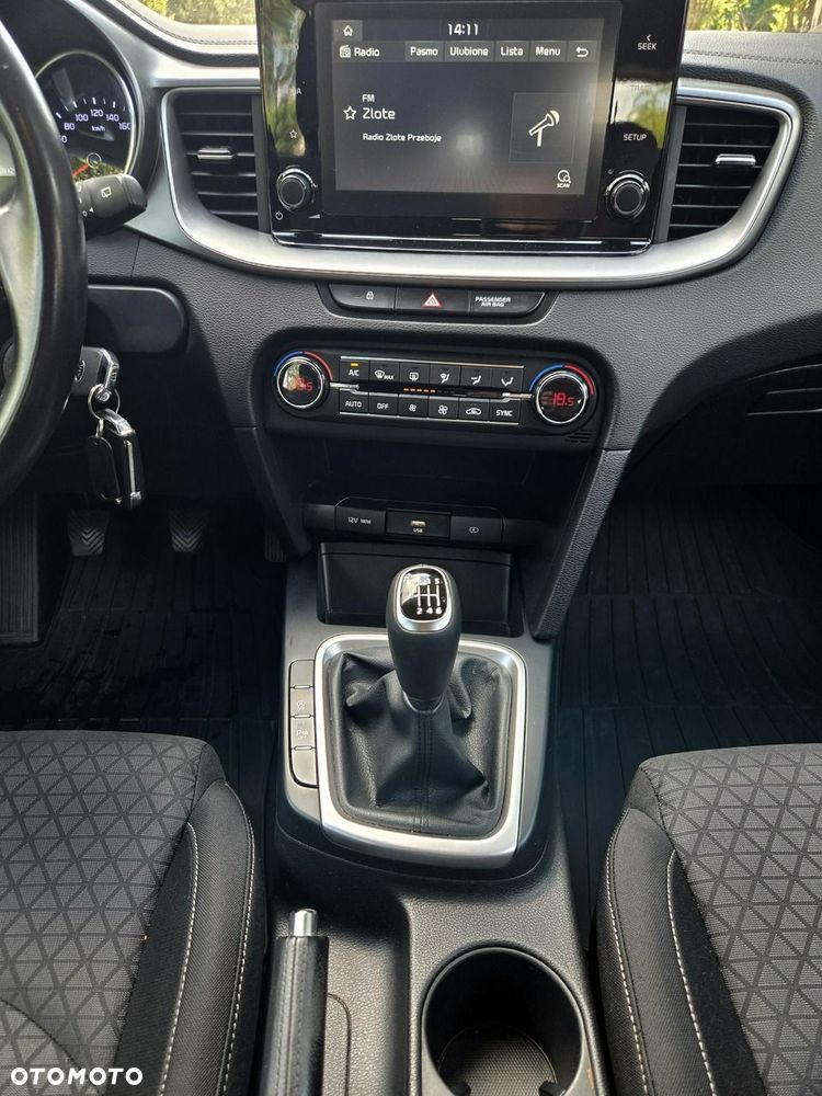 Kia Ceed 1.6 CRDi Edition 7 - 24