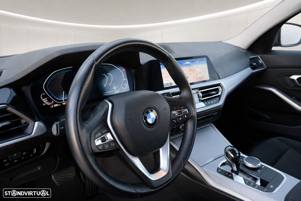 BMW 330 e Corporate Edition Auto - 11