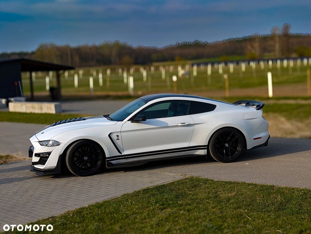 Ford Mustang Fastback 2.3 Eco Boost - 10